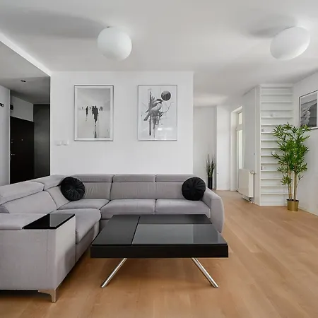 公寓 Lumina I 2br In Center Of Warszaw I Balcony I Parking *