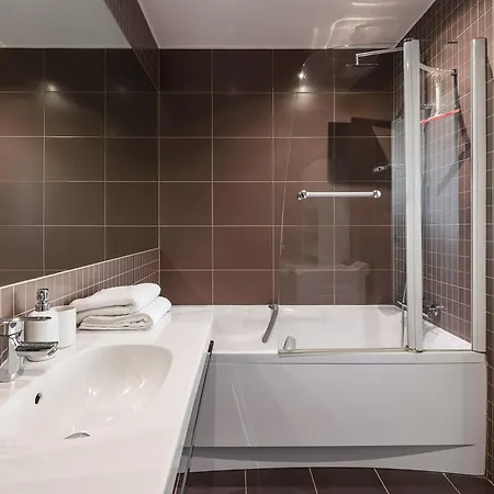 Lumina I 2br In Center Of Warszaw I Balcony I Parking 公寓 华沙